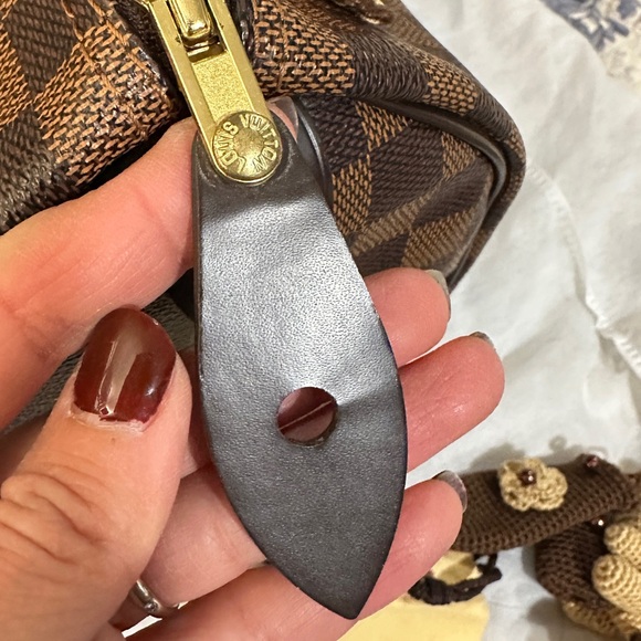 Louis Vuitton Damier Speedy 25 - Picture 9 of 9